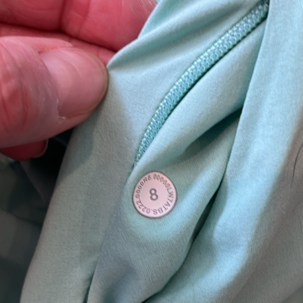 Lululemon Track That Short 5” Inseam Sz 8 Mint Green - Picture 3 of 6